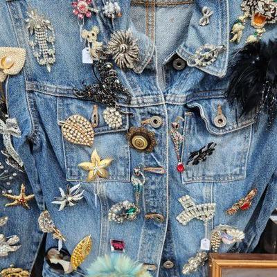 Vintage brooches