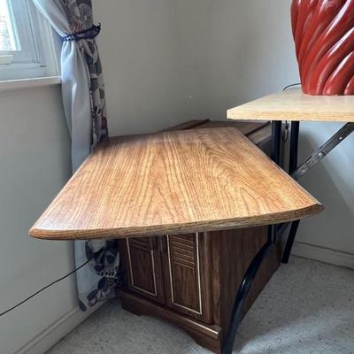 Nightstand/swivel top