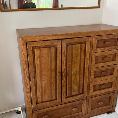 Contemporary gentâ€™s chest