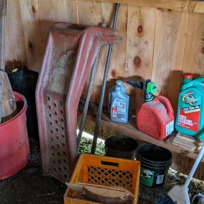 Estate sale photo