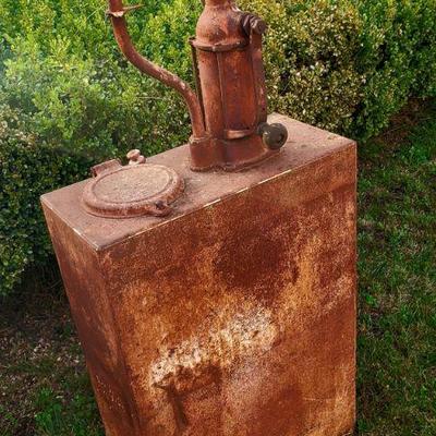 Orchard oil pump