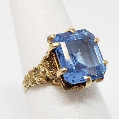 #544 â€¢ 14k Gold Ring With 4ct Stone, 4.6g
