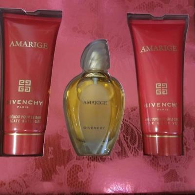 Givenchy toiletries