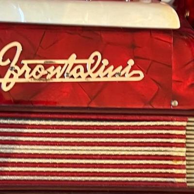 Frontalini piano accordion