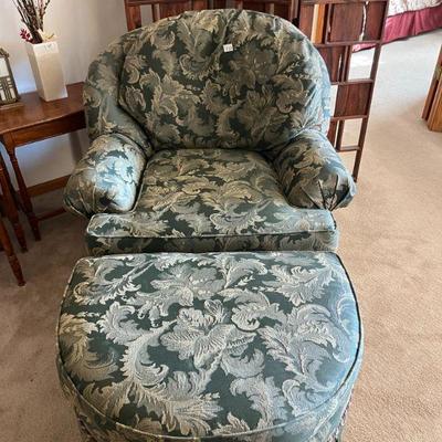 110:Green Chair w/ Ottoman
