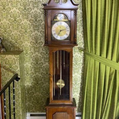 Grandmother clock - 70in tall