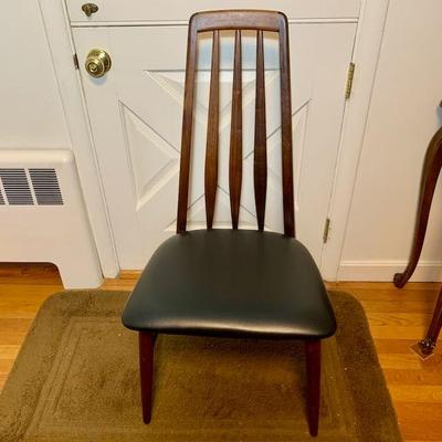 Niels Koefoeds Rosewood chairs with black cushions (6)