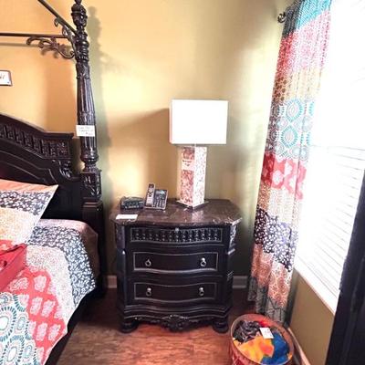 2 Night Stands - $250
