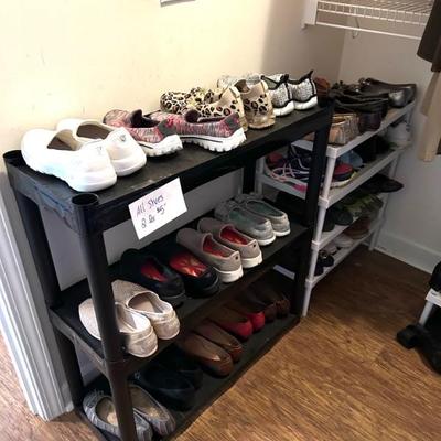 All sizes 7 shoes
2 for $5.00