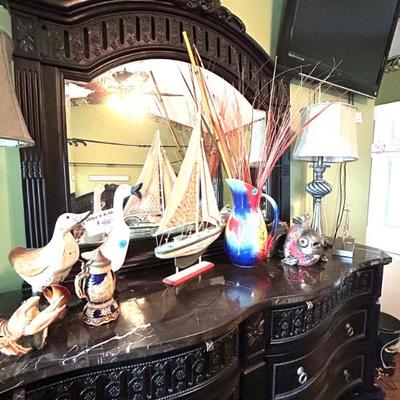 Dresser $400