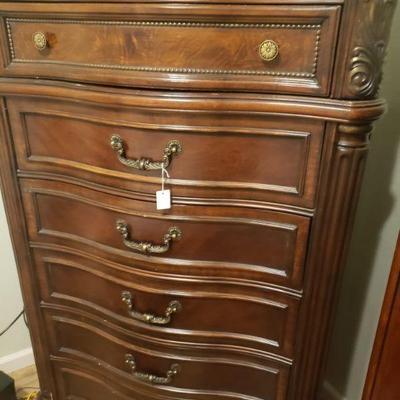 Nice tallboy dresser