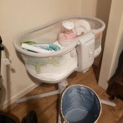 Musical bassinet