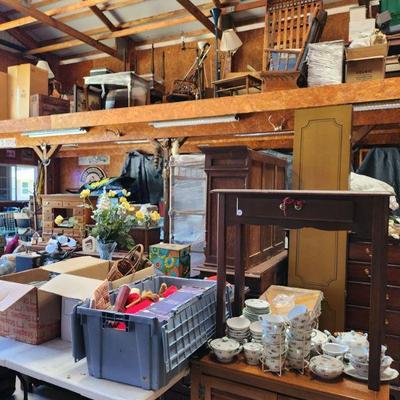 Estate sale photo