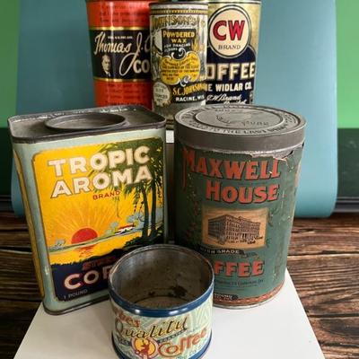 Antique advertising tins and cardboard containers: G&P bread, McLaughlin Coffee, Quaker, CR Tartar, Wag Coffee, Scheppâ€™s Cocoanut,...