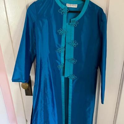 Vintage designer womenâ€™s clothingâ€”Jim Thompson, Geoffrey Beene, Kate Spade, Bob Mackie, Ralph Lauren, and moreâ€”sizes 0-6