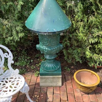 How does your garden grow? We have lots of beautiful vintage planters, copper fire pit covers, antique English cast iron planters, an...