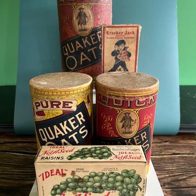 Antique advertising tins and cardboard containers: G&P bread, McLaughlin Coffee, Quaker, CR Tartar, Wag Coffee, Scheppâ€™s Cocoanut,...
