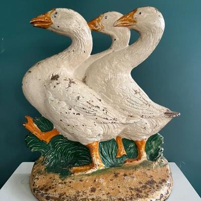 Hubley, c 1920, three geese astride cast iron doorstop