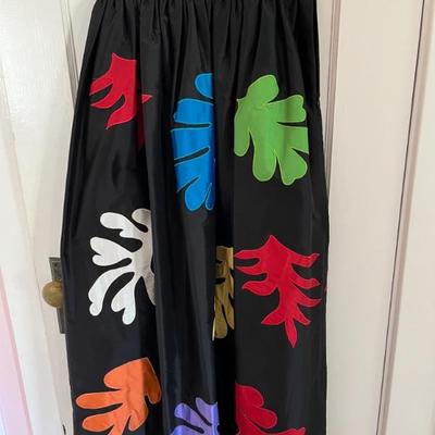 Vintage designer womenâ€™s clothingâ€”Jim Thompson, Geoffrey Beene, Kate Spade, Bob Mackie, Ralph Lauren, and moreâ€”sizes 0-6