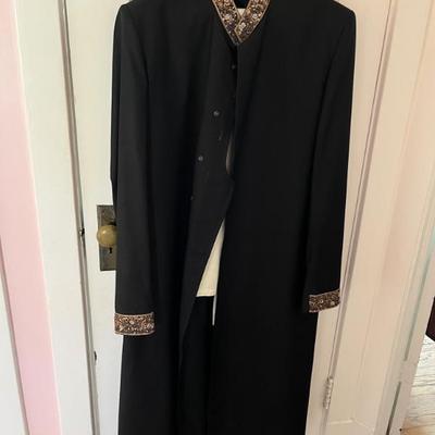 Lots of designer menâ€™s clothing, excellent condition, mostly mens L, XL, and XXL