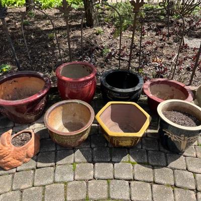 How does your garden grow? We have lots of beautiful vintage planters, copper fire pit covers, antique English cast iron planters, an...