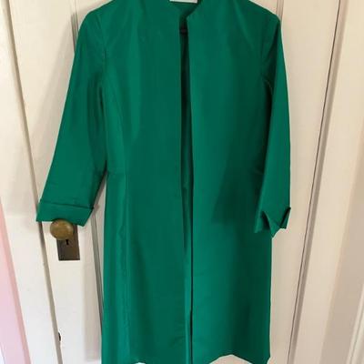 Vintage designer womenâ€™s clothingâ€”Jim Thompson, Geoffrey Beene, Kate Spade, Bob Mackie, Ralph Lauren, and moreâ€”sizes 0-6
