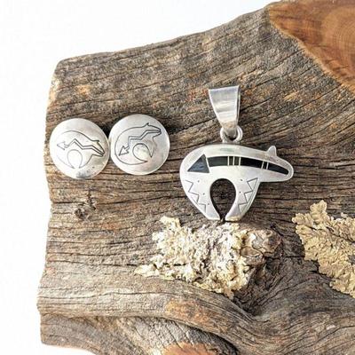 Native Navajo Ray Tracey Knifewing Sterling Silver Onyx Inlay Figural Bear Pendant w/ Navajo Fetish Bear Earrings