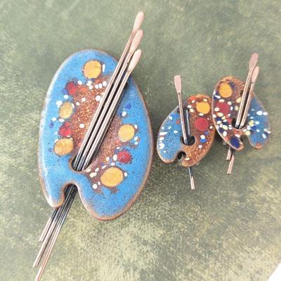  Vintage 1950s Signed Matisse Enamel Over Copper Artist's Palette Brooch and Clip on Earrings