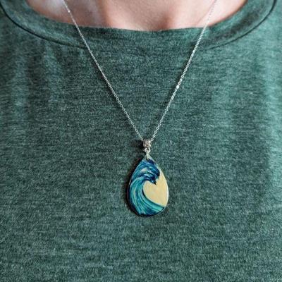 Clearlight Jewelry Mother of Pearl Sunset Pendant on Sterling Chain
