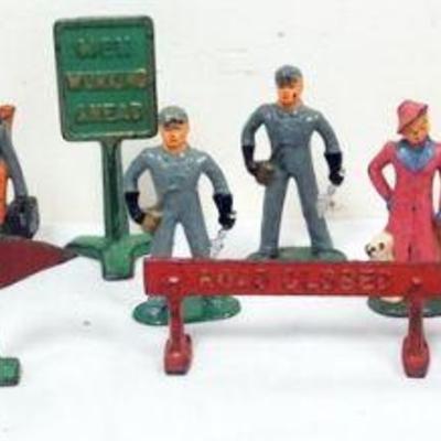 1218	GROUP OF ASSORTED CAST METAL FIGURES, APPROXIMATELY 3 1/2 IN H
