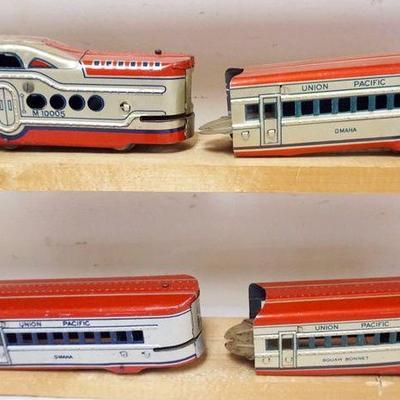 1180	MARX O GAUGE UNION PACIFIC TIN LITHO TRAIN ENGINE WITH 3 CARS
