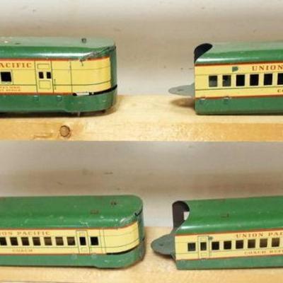 1174	O GAUGE TIN LITHO UNION PACIFIC TRAIN ENGINE WITH 3 COACH CARS
