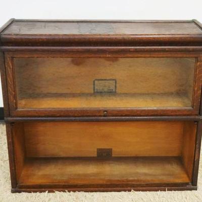 1127	OAK GLOBE WERNICKE BOOKCASE PARTS, 2 SECTIONS W/TOP LOWER SECTION MISSING DOOR, APPROXIMATELY 34 IN X 12 IN X 30 IN
