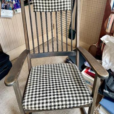 Rocking chair