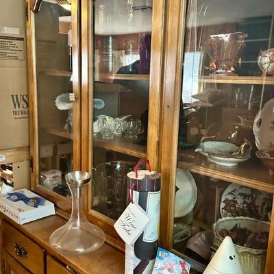 China cabinet & barware