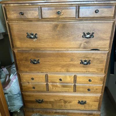 Dresser