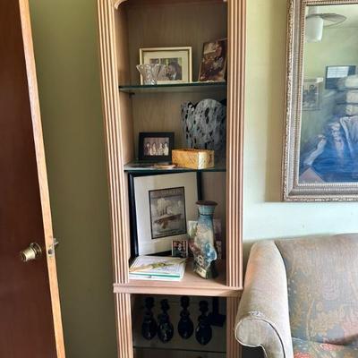 Display Bookshelves with lights - 2