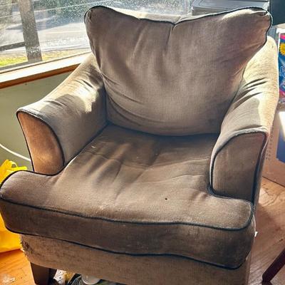 LAZBOY side chairs - 2 matching