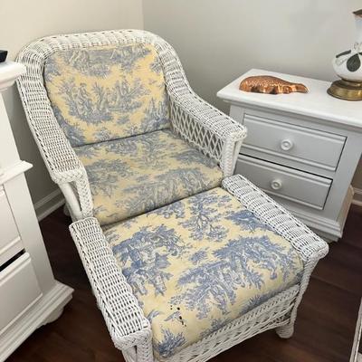 Vintage Bar Harbor wicker chair and ottoman 