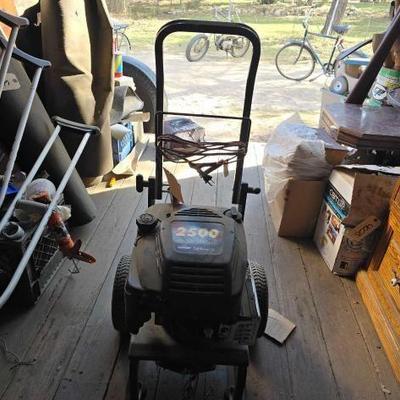 #4014 â€¢ Briggs and Stratton Mega 2500 Generator Set
