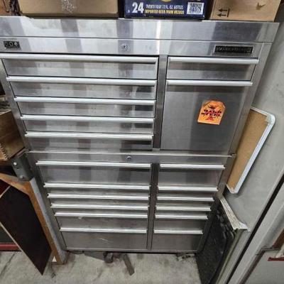 #2432 â€¢ Hammer Head LX Toolboxes with Tools
