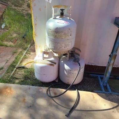 #2582 â€¢ (3) Propane Tanks
