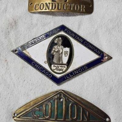 #2314 â€¢ 3 Small Plaques
