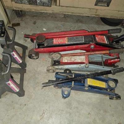 #2440 â€¢ (3) Floor Jack and (2) Jack Stands
