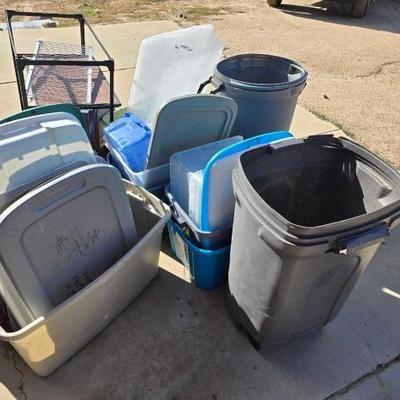 #2519 â€¢ Totes and Trash Cans
