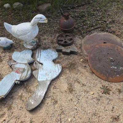 #1356 â€¢ Lawn Art
