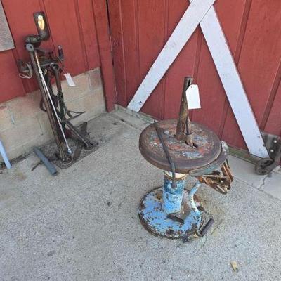 #2506 â€¢ Vintage Tire Machine

