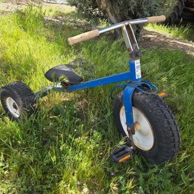 #2600 â€¢ Tricycle

