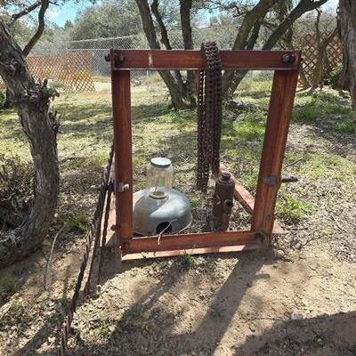 #2604 â€¢ Bottle Jack Feeder Chain Rods and Yard art
