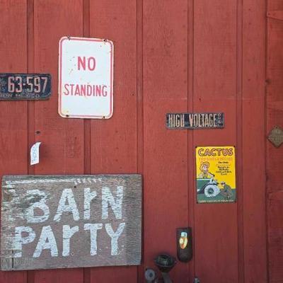 #2504 â€¢ (5) Vintage Signs and (1) License Plate
